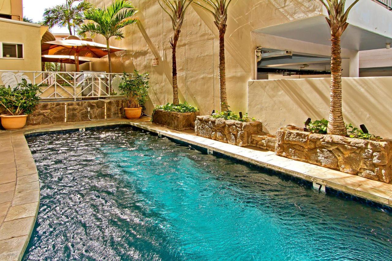 Equus Hotel Honolulu Ngoại thất bức ảnh