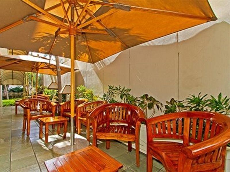 Equus Hotel Honolulu Ngoại thất bức ảnh