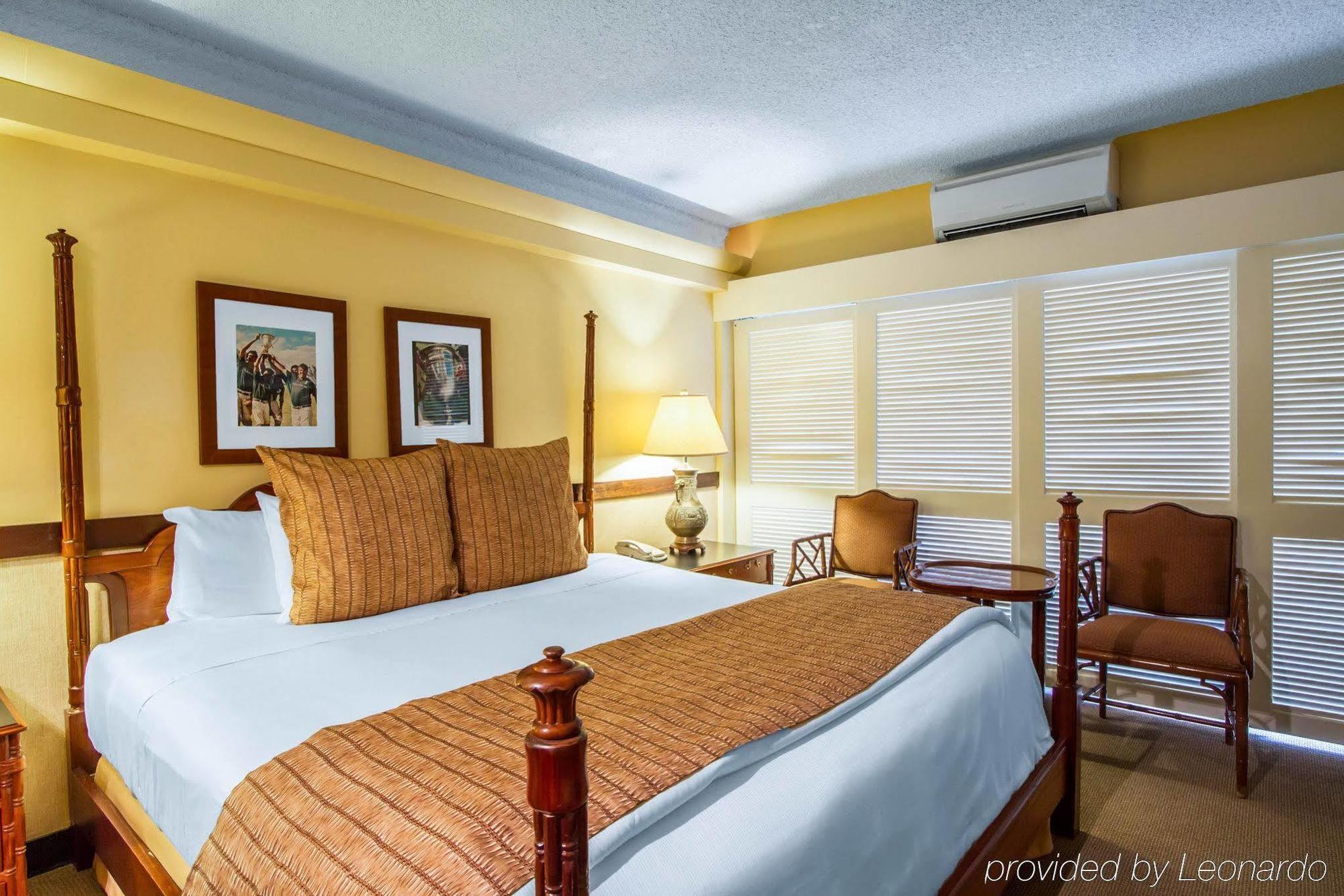 Equus Hotel Honolulu Ngoại thất bức ảnh