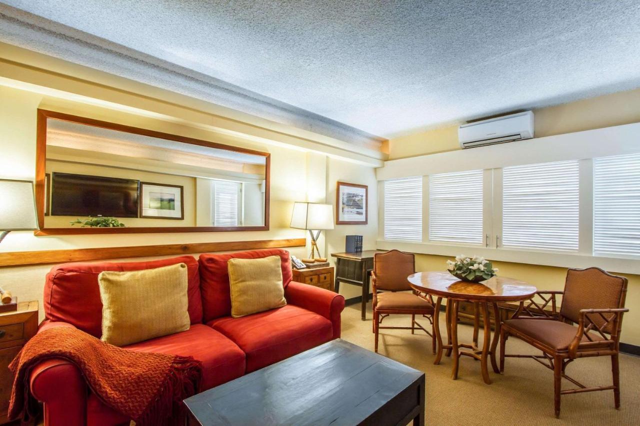Equus Hotel Honolulu Ngoại thất bức ảnh